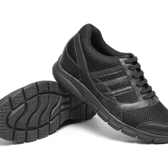 Men\'s light black sneakers